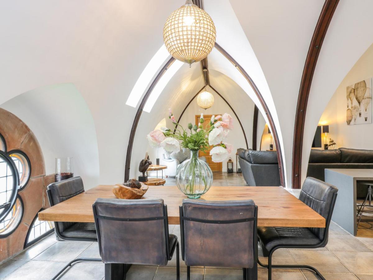 Penthouse St Mary'S Church Моффат Екстер'єр фото