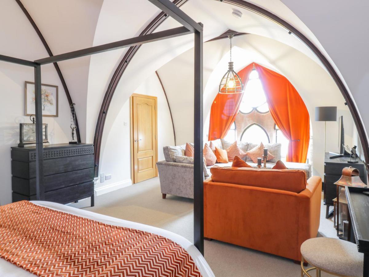Penthouse St Mary'S Church Моффат Екстер'єр фото